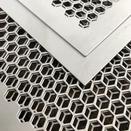 304 Stainless Steel Hexagonal Honeycomb Perforated Mesh Punched Hole Metal Sheet