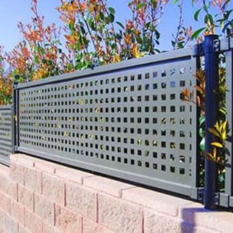 Safety fence perforated plate (1)