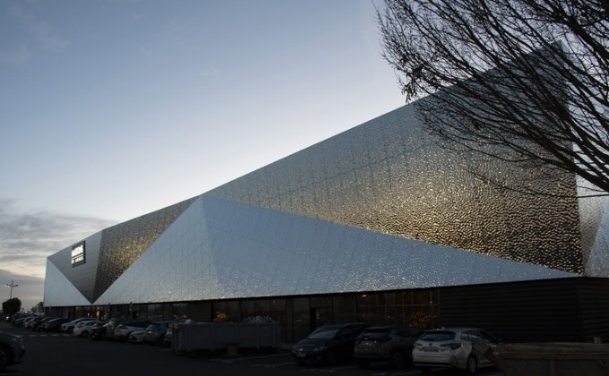 High-End Retail Store in Paris
